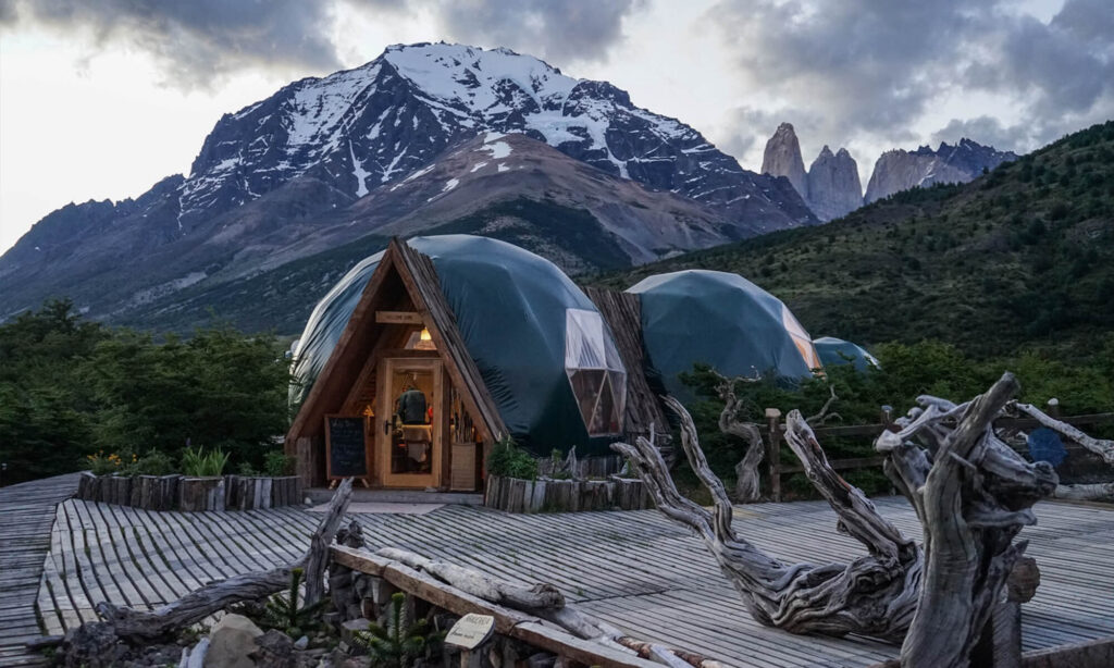 glamping bungalow igloo hotel cazare