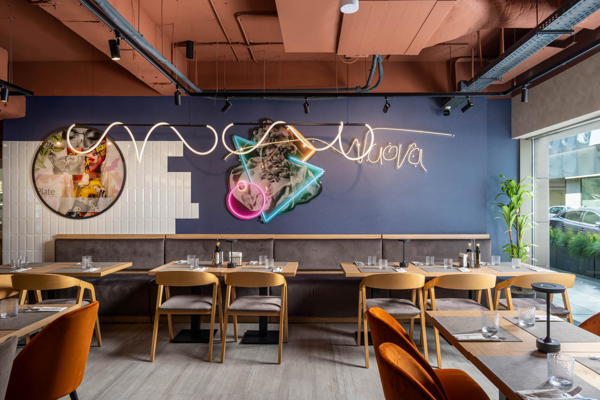 Nuova Plate Design Interior